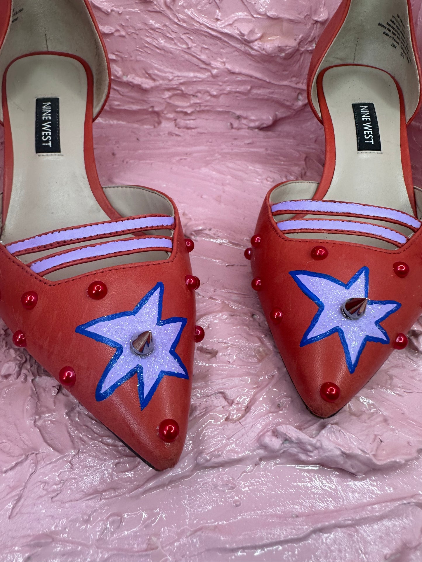 “Peanut Gallery” kitten heels