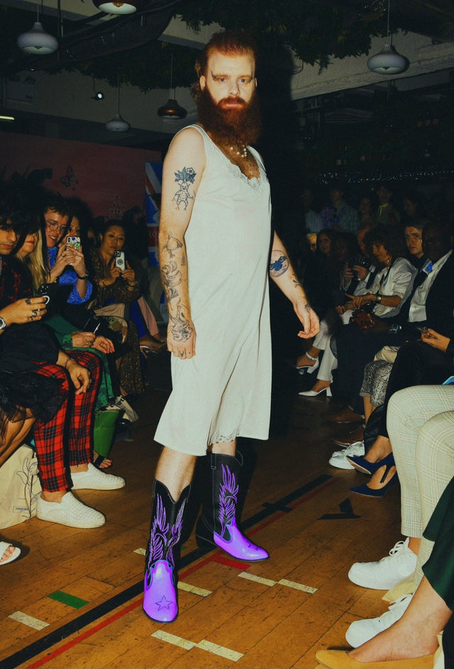 “Bull ride” cowboy boots