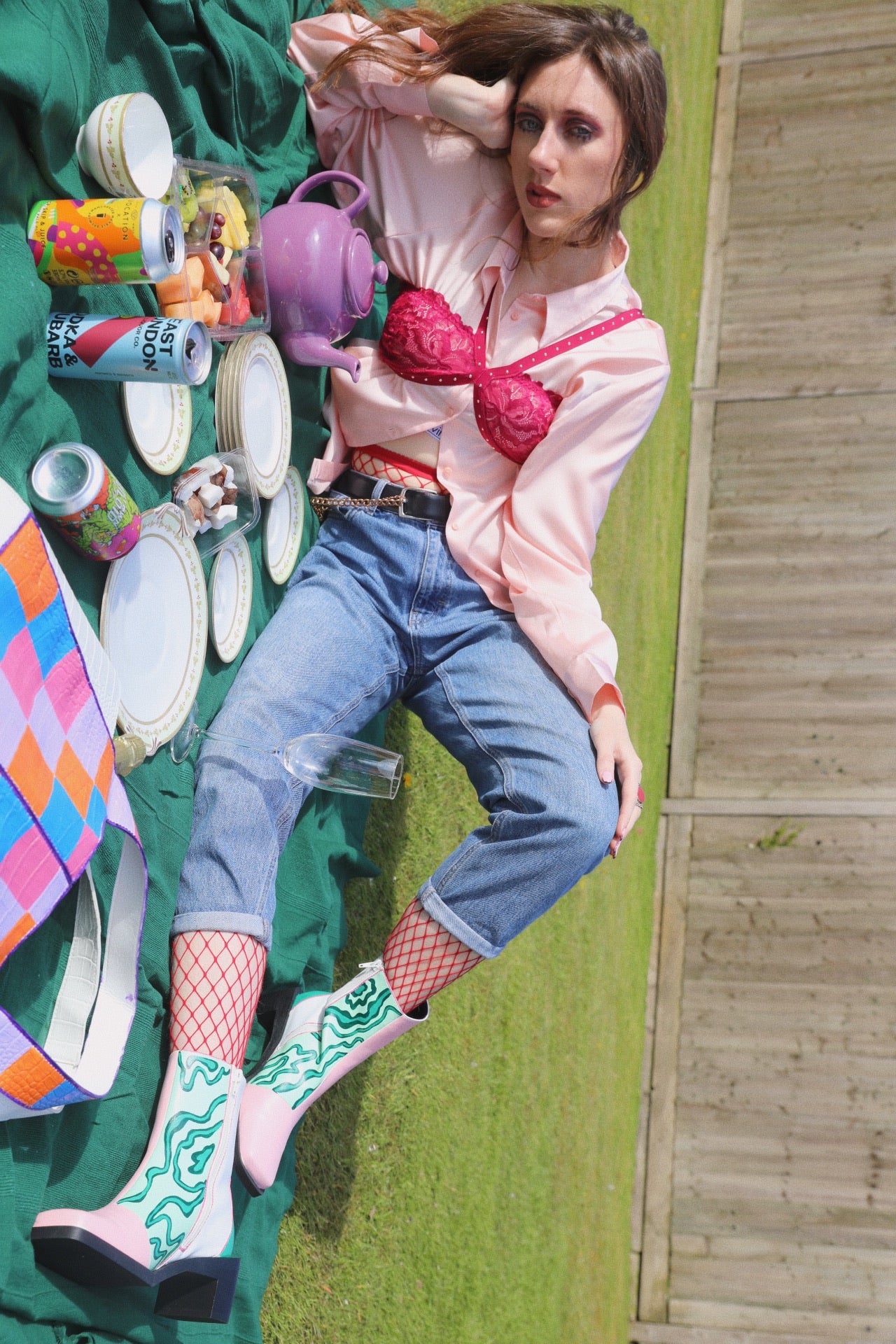 “Pineapple Express” retro boots