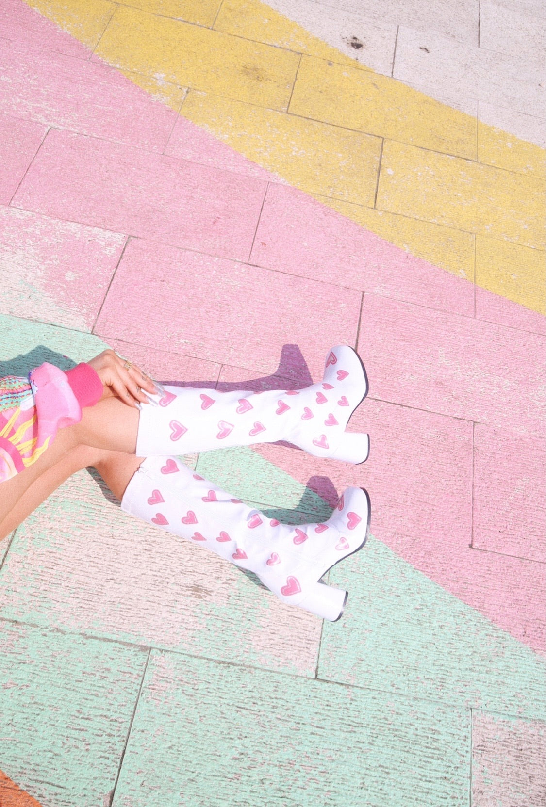 “Sugar Sugar” go go boots