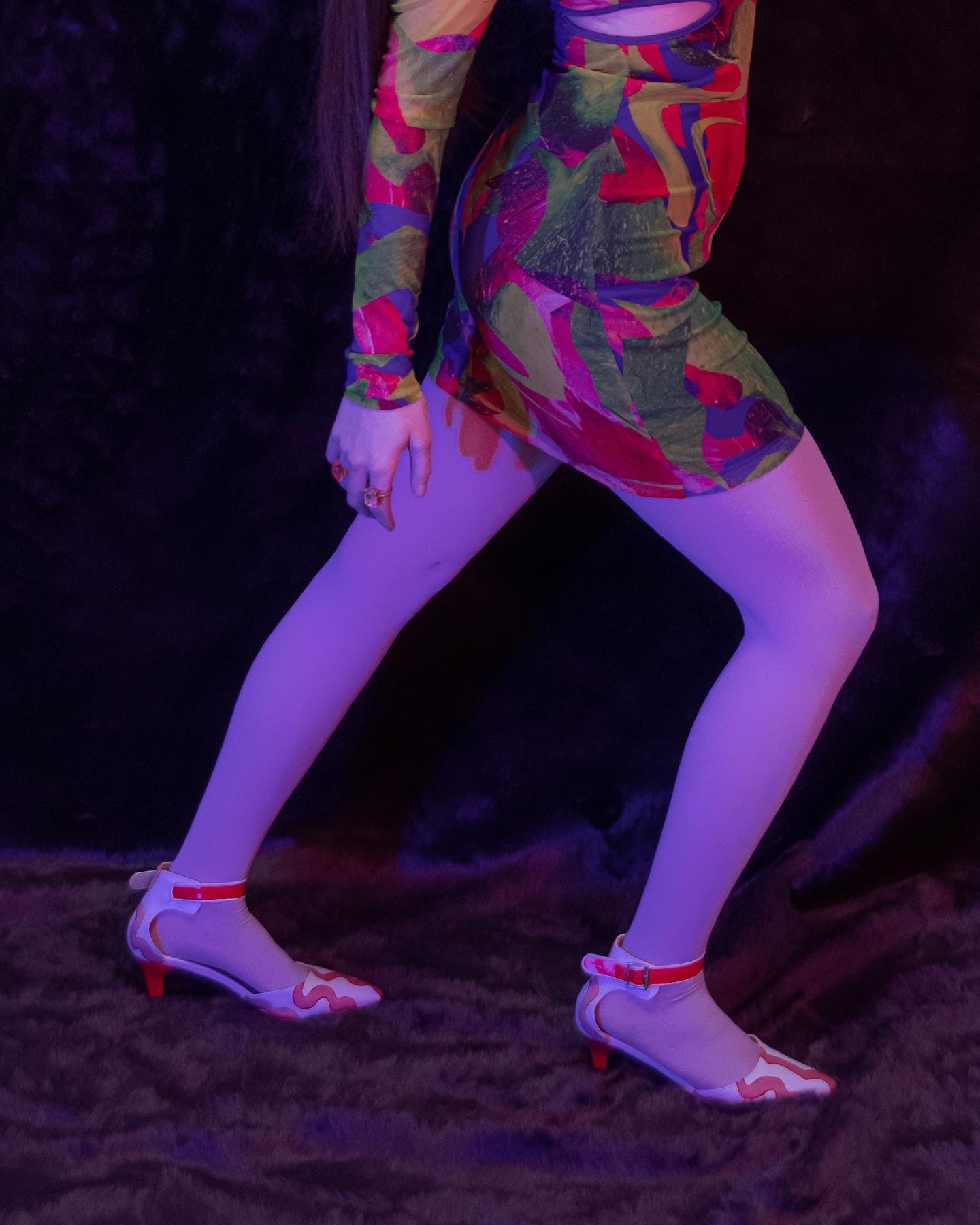 “Cinnamon Heart” kitty heels