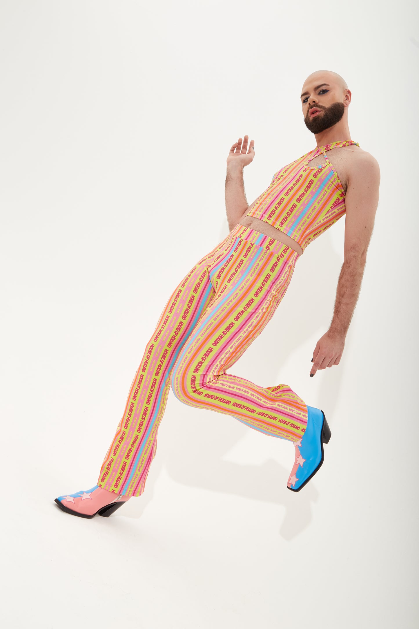 “Texas hold-me” western-style boots