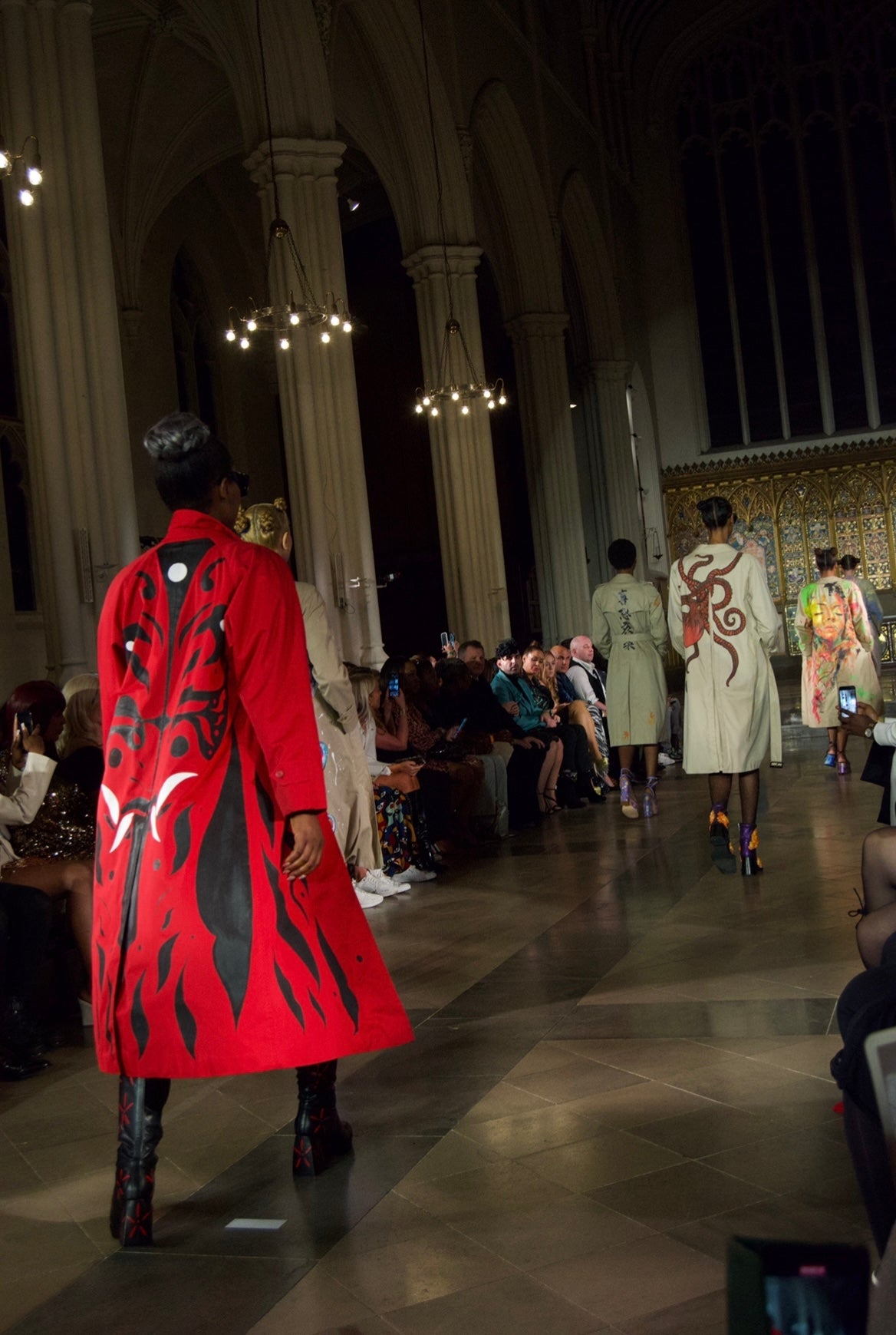 SS23 “SPARK” knee highs