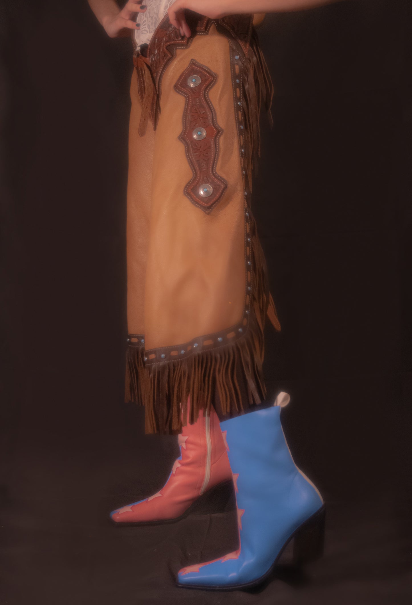 “Texas hold-me” western-style boots